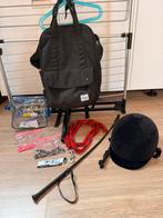 Pakket 07 paardrij accessoires Cap Fouganza, Halster, Zweep, Ophalen of Verzenden, Gebruikt