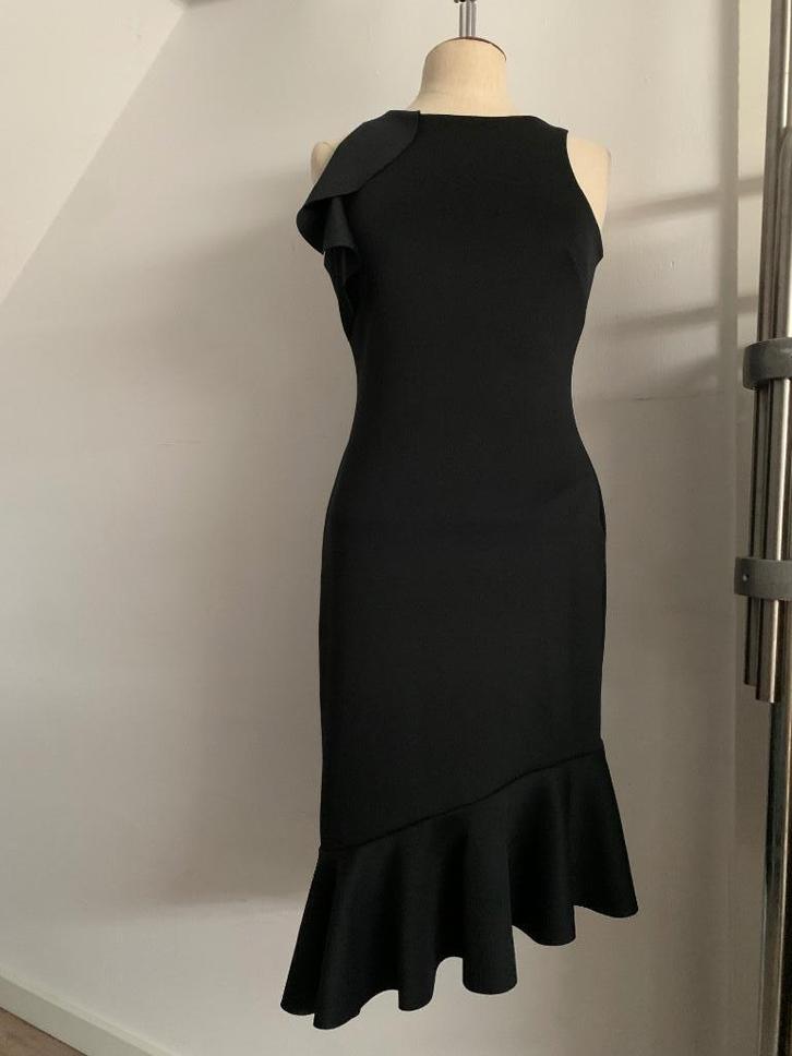 Banana Republic A-symetrische jurk mouwloos zwart 2 = 36/S, Kleding | Dames, Jurken, Zo goed als nieuw, Maat 36 (S), Zwart, Knielengte