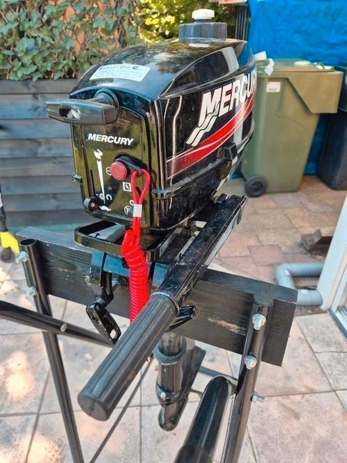 Mercury 2.5 PK 2 Takt vaarbewijs vrij zo goed als nieuw, Watersport en Boten, Bootonderdelen, Zo goed als nieuw, Ophalen