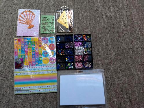 knutselspullen, glitters, embossing, kralen, stickers, Hobby en Vrije tijd, Knutselen, Zo goed als nieuw, Knutselwerk, Ophalen