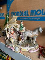 Antiek Porseleinen Koets met Paarden, Antiek en Kunst, Ophalen of Verzenden