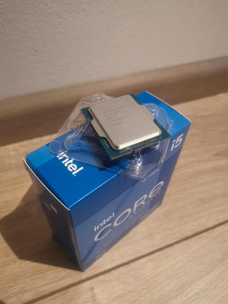 Intel Core i5-12600KF Processor - Nieuwstaat, Computers en Software, Processors, Zo goed als nieuw, 6-core, 10-core, 4 Ghz of meer