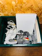 Nintendo Wii inclusief toebehoren (2 beschikbaar), Ophalen, A, A, A