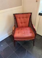 rood houten stoeltje, Huis en Inrichting, Stoelen, Ophalen, Gebruikt, Riet of Rotan, Vintage / klassiek