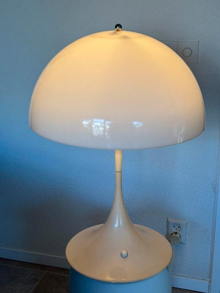 Originele vintage Louis Poulsen Panthella tafellamp 23430, Huis en Inrichting, Lampen | Tafellampen, Gebruikt, 50 tot 75 cm, Kunststof