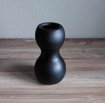 VAAS zwart bolvorm🙂 beschikbaar voor biedingen