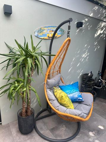 Hangstoel voor binnen & buiten beschikbaar voor biedingen