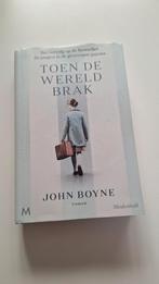 Toen de wereld brak - John Boyne, Ophalen of Verzenden, Zo goed als nieuw, John Boyne, Nederland