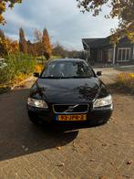 Zuinig en goed onderhouden Volvo S60 op LPG, Auto's, Voorwielaandrijving, 74 €/maand, Beige, Zwart