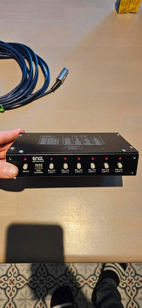 Engl Z-11 MIDI Switcher + DAP MIDI Kabel, Muziek en Instrumenten, Midi-apparatuur, Gebruikt, Ophalen of Verzenden