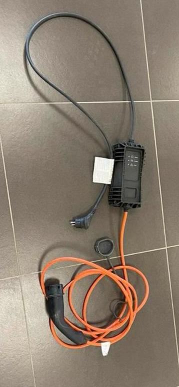Gebruikte 220V lader voor elektrische auto – Type EF beschikbaar voor biedingen