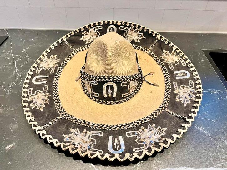 Authentieke Mexicaanse sombrero – handgemaakt & decoratief, Sieraden, Tassen en Uiterlijk, Overige Accessoires, Gebruikt, Ophalen