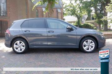 Volkswagen Golf 1.0 eTSI 110pk 7-DSG Life Business beschikbaar voor biedingen