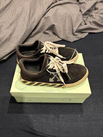 Off-White schoenen 43 beschikbaar voor biedingen
