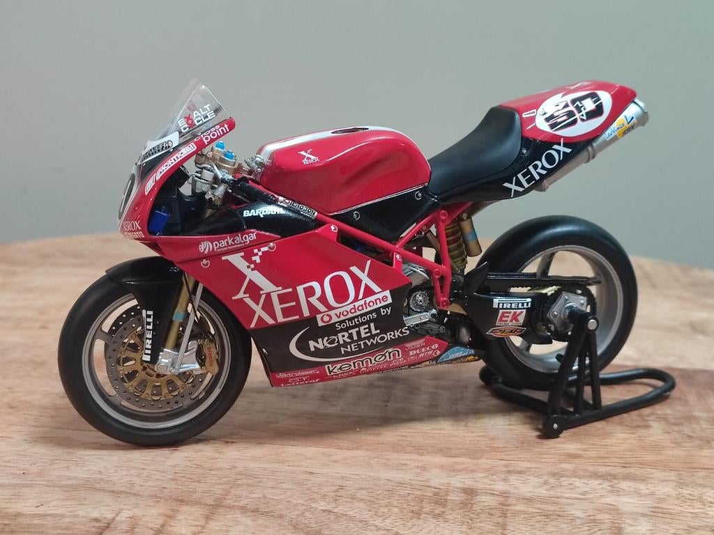 Minichamps: Ducati 998RS - Miguel Praia - WK Superbike 2004, Ophalen of Verzenden, Nieuw, 1:9 t/m 1:12, Motor