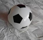 Ikea voetbal hanglamp en bureau lamp, Seizoenskaart, Eén persoon, April