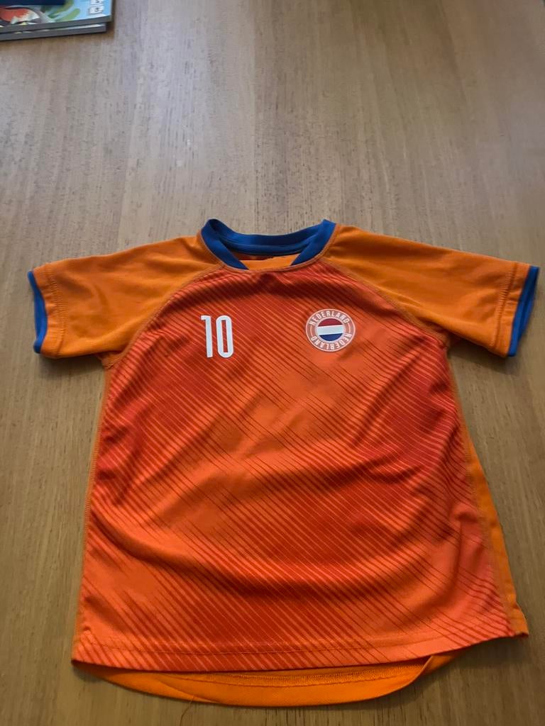 Voetbalshirt oranje maat 116, Sport en Fitness, Voetbal, Maat XS of kleiner, Ophalen of Verzenden, Zo goed als nieuw, Shirt