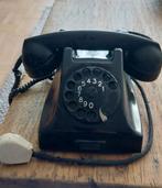 Oude zwarte bakelieten telefoon, Ophalen of Verzenden, Zo goed als nieuw