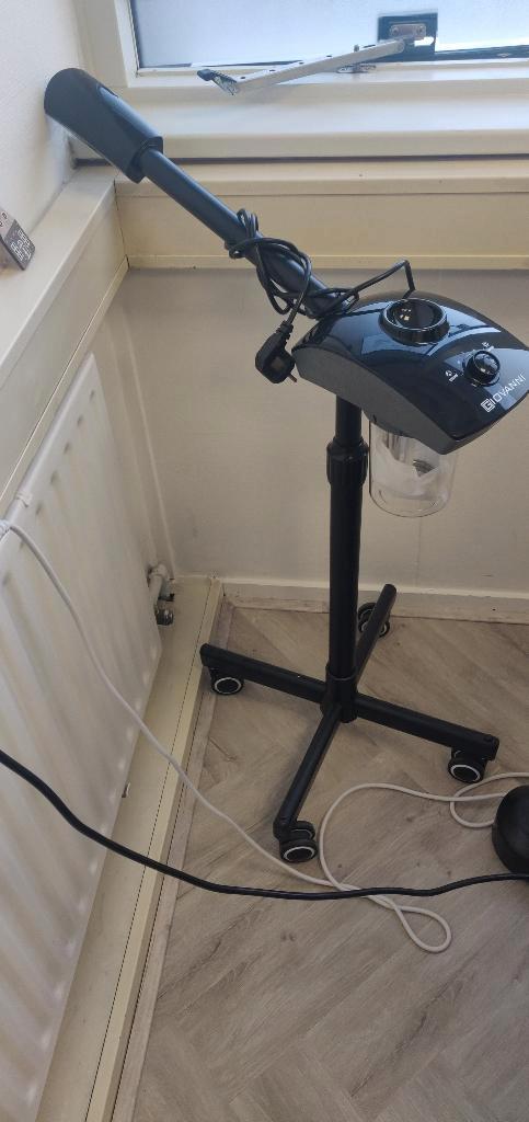 Vapozone/ stoomapparaat zwart schoonheidsspecialiste, Witgoed en Apparatuur, Persoonlijke-verzorgingsapparatuur, Zo goed als nieuw