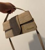 Jacquemus tasjes beige en zwart, Sieraden, Tassen en Uiterlijk, Tassen | Damestassen, Ophalen of Verzenden, Zo goed als nieuw