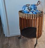Vintage Rotan Drankentrolley, Serveerwagen, Ophalen, Gebruikt, 50 tot 100 cm, Rond