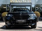 BMW X5 xDrive50e M-SPORT PRO|PANO|LUCHTV.|H&K|22''|SFEERV., Auto's, BMW, Gebruikt, 2395 kg, Zwart, Bedrijf