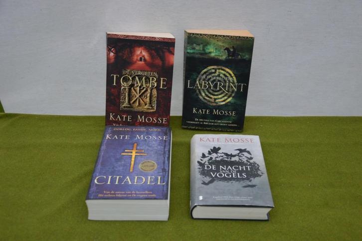 4 Kate Mosse boeken: Citadel - de vergeten Tombe- Nacht van, Boeken, Romans, Zo goed als nieuw, Ophalen of Verzenden