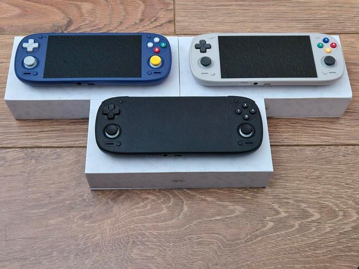 Retroid Pocket 5 NIEUW RP5 en andere modellen, Spelcomputers en Games, Games | Overige, Nieuw, 1 speler, Vanaf 7 jaar, Ophalen of Verzenden