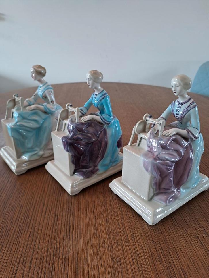 Fine china Goldscheider porselein, uitgifte van Singer, Antiek en Kunst, Antiek | Porselein, Ophalen