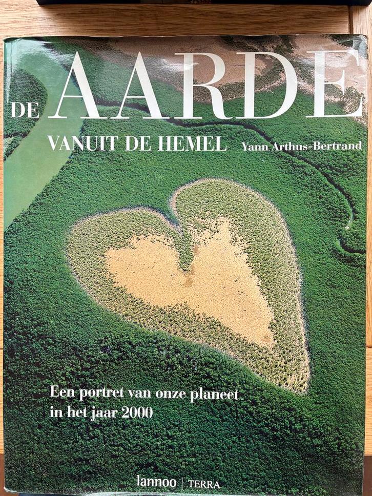 Fotoboek De Aarde vanuit de Hemel - Yann Arthus-Bertrand, Boeken, Kunst en Cultuur | Fotografie en Design, Zo goed als nieuw, Fotografie algemeen