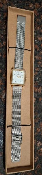 Nieuw zeer mooi, ongedragen dameshorloge., Sieraden, Tassen en Uiterlijk, Horloges | Dames, Ophalen of Verzenden, Nieuw, Staal