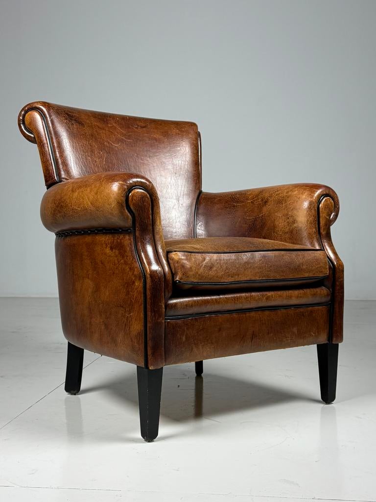 Fauteuil schapenleer klassiek, Huis en Inrichting, Fauteuils, Zo goed als nieuw, 75 tot 100 cm, Ophalen