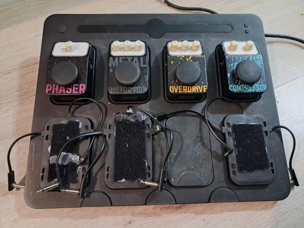 Nexi Solution 8 slot Pedalboard (inc pedals + gig bag), Muziek en Instrumenten, Effecten, Ophalen, Gebruikt, Distortion, Overdrive of Fuzz
