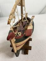 Prachtig houten vissersboot modelbouw vissers boot hout set, Hobby en Vrije tijd, Ophalen of Verzenden, Zo goed als nieuw