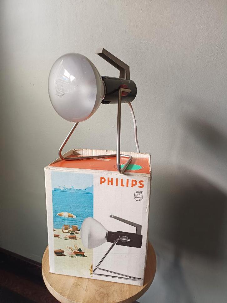 Philips HP3202 lamp infraphil zonnelamp, Charlotte Perriand, Huis en Inrichting, Lampen | Tafellampen, Gebruikt, Minder dan 50 cm