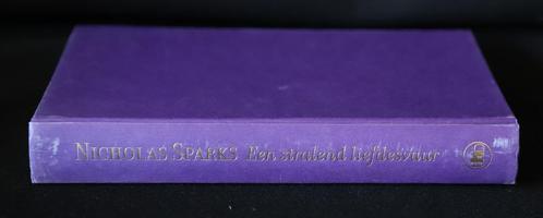 Nicholas Sparks, Een stralend liefdesvuur, Boeken, Romans, Gelezen, Nederland, Ophalen of Verzenden