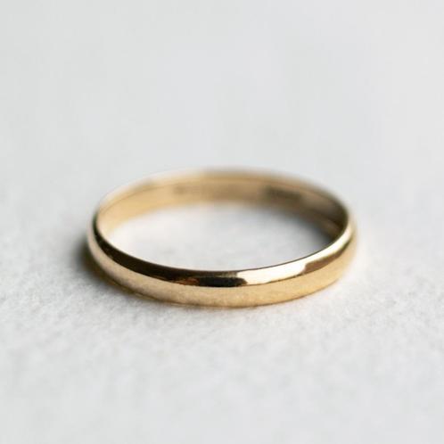 Vintage 9K gouden trouw ring wedding band - 17,25, Sieraden, Tassen en Uiterlijk, Ringen, Zo goed als nieuw, Dame, 17 tot 18, Goud