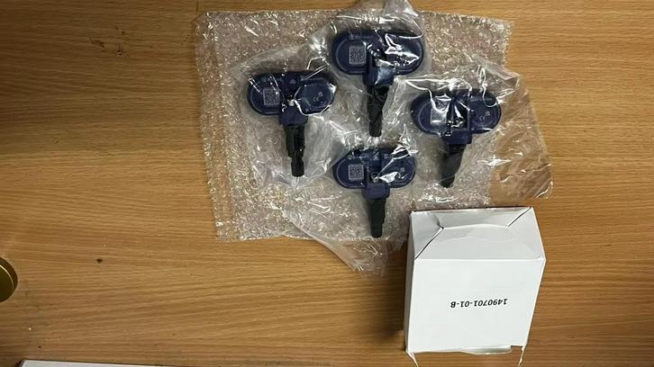 Nieuw! Tesla TPMS banden sensor model 3 S Y X Bluetooth BLE, Auto diversen, Overige Auto diversen, Ophalen of Verzenden