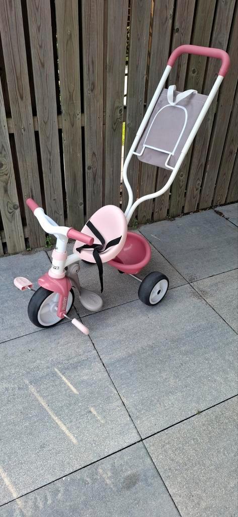 smoby fietsje, Fietsen en Brommers, Fietsen | Driewielers, Zo goed als nieuw, Duwstang, Verstelbare zitting, Ophalen