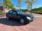 Mercedes-Benz C-Klasse 2.7 CDI C270 W203 AUT 2002 Zwart APK, Automaat, Traction-control, Beige, 1520 kg