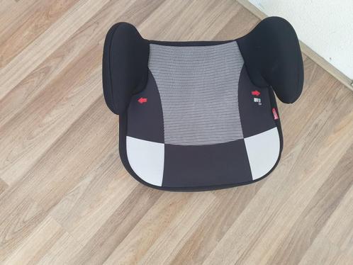 autostoeltje - zittingverhoger, Kinderen en Baby's, Autostoeltjes, Zo goed als nieuw, Overige merken, 15 t/m 25 kg, Autogordel