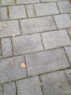 Gratis afhalen, betontegels ongeveer 45m3, Tuin en Terras, Tegels en Klinkers, Ophalen, Gebruikt, Beton, Terrastegels