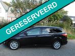 Ford Focus Wagon 1.6 EcoBoost Titanium 182pk Clima Navi Trek, Gebruikt, 4 cilinders, Zwart, Handgeschakeld