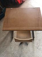 Lessenaar, Ophalen, Gebruikt, Tafel(s) en Stoel(en)