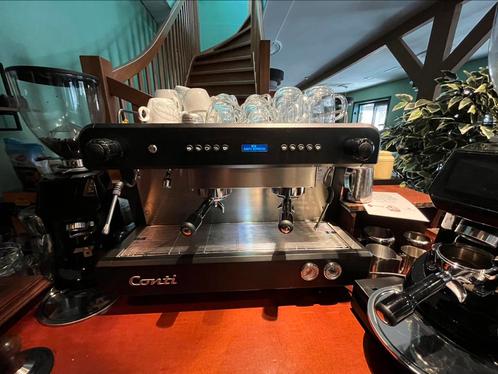 Conti halfautomatische koffiemachine, Witgoed en Apparatuur, Koffiezetapparaten, Zo goed als nieuw, Koffiebonen, Koffiemachine