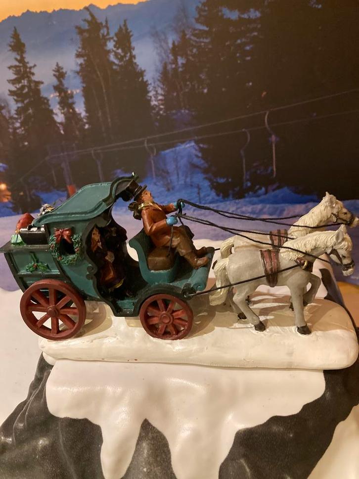 Prachtige koets getrokken door 2 paarden, Diversen, Kerst, Zo goed als nieuw, Ophalen of Verzenden