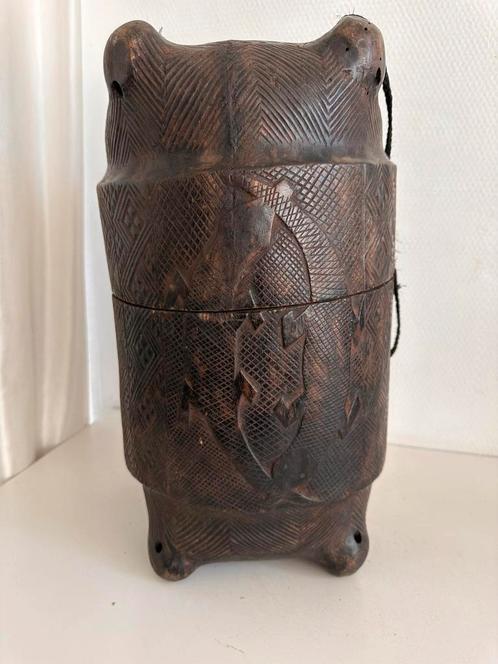 Kuba zeer grote voorraad pot Etnografica Afrikaanse kunst, Antiek en Kunst, Kunst | Niet-Westerse kunst, Ophalen of Verzenden