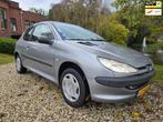 Peugeot 206 1.4 XR *apk:10-2026*, Voorwielaandrijving, 31 €/maand, 4 cilinders, Origineel Nederlands