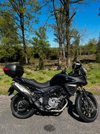 Suzuki V-Strom Zwart DL650 bj 2013 (27.141 KM), Motoren, Particulier, Toermotor