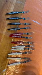 Ouderwetse borrelhapjes prikkers, Ophalen